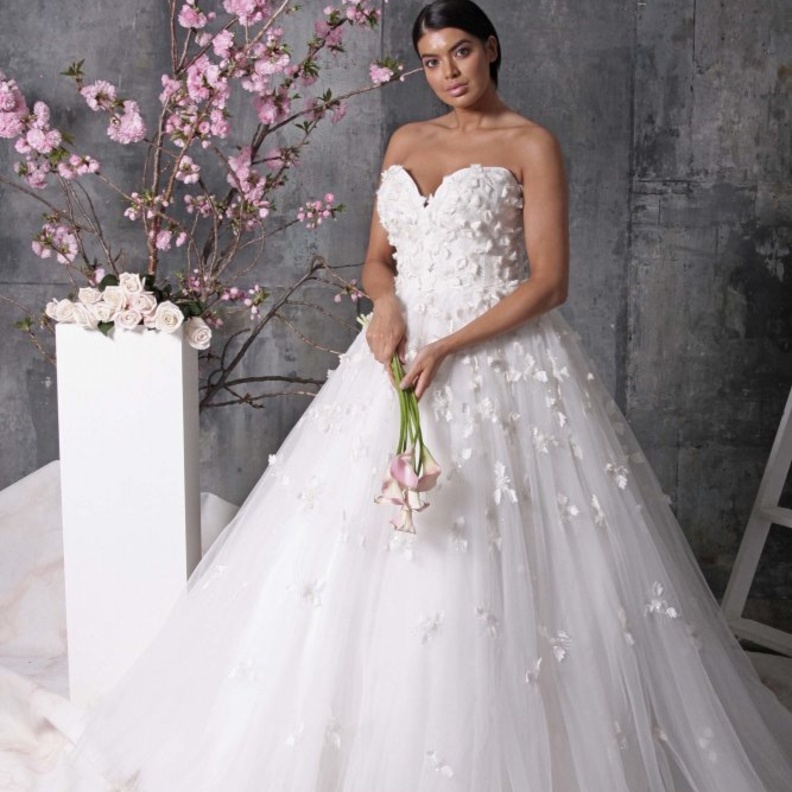 فستان من Sachin & Babi