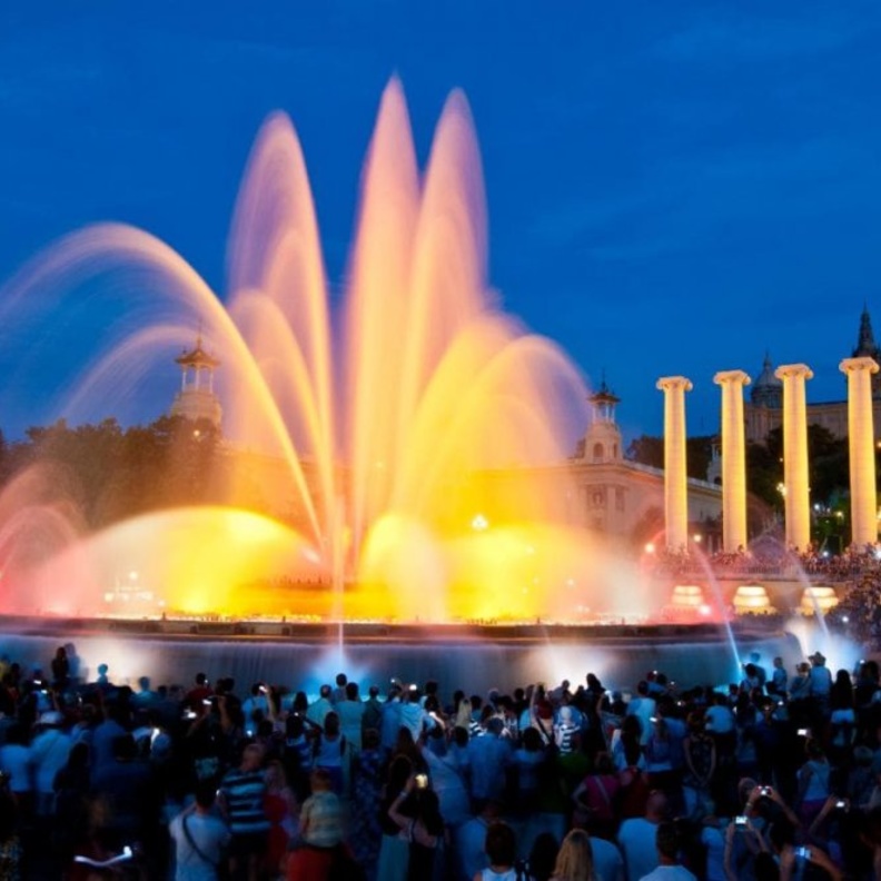 من عروض الشلال السحري في برشلونة