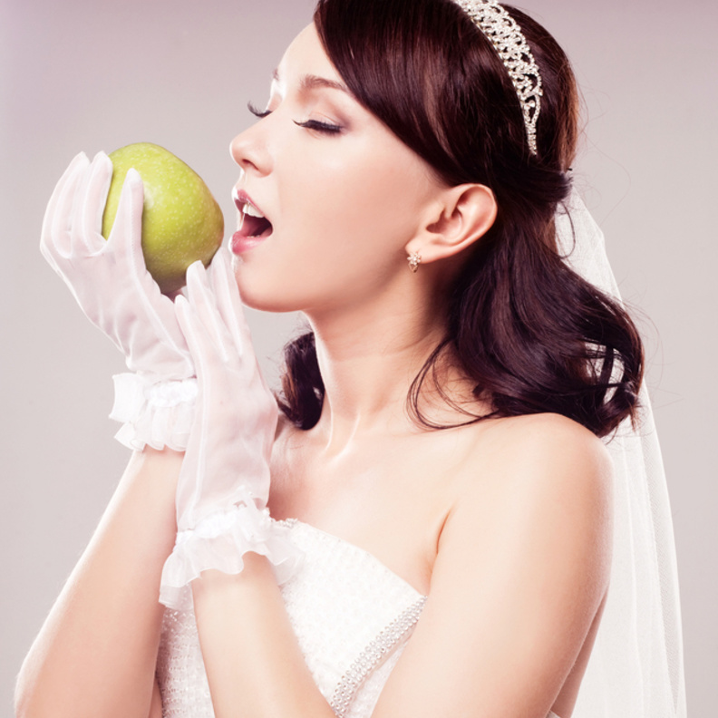 يجب على العروس ان تستفيد من فوائد التفاح الاخضر