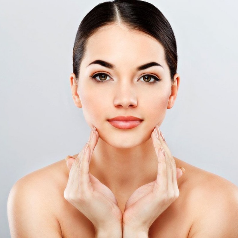 احصلي على وجه ممتلئ بهذه الوصفات الطبيعية