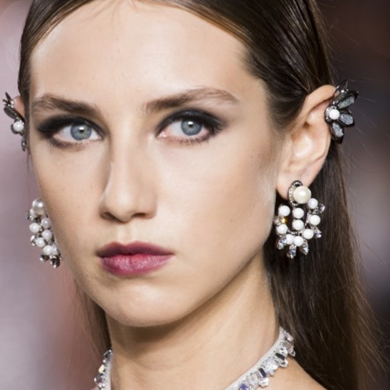 رسمات عيون ملونة من دار شانيل Chanel