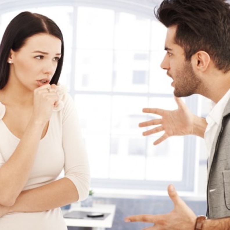 ما هي اسباب غيرة الرجل وطرق التعامل معها