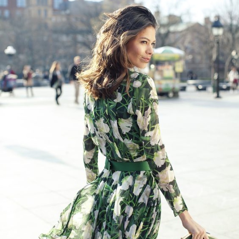 اختاري فستان مشجر لاطلالة أنثوية ناعمة