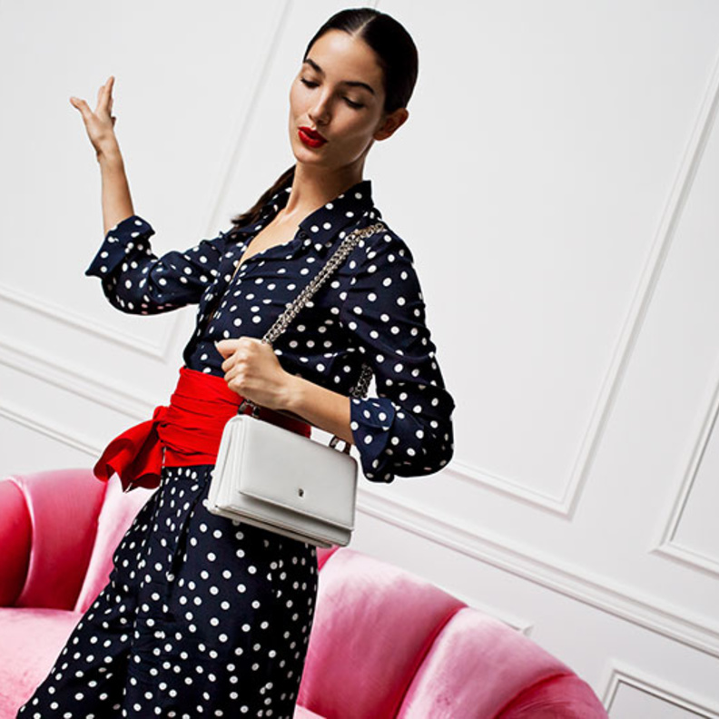 احتفالا بالعيد الـ ٣٥ لـ Carolina Herrera .. اليكِ حقيبة Insignia