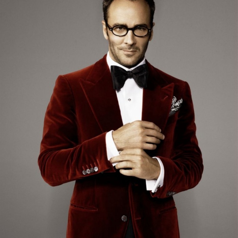 يعتبر توم فورد من أنجح المصممين في عصرنا الحالي ومن أكثرهم ابداعاً