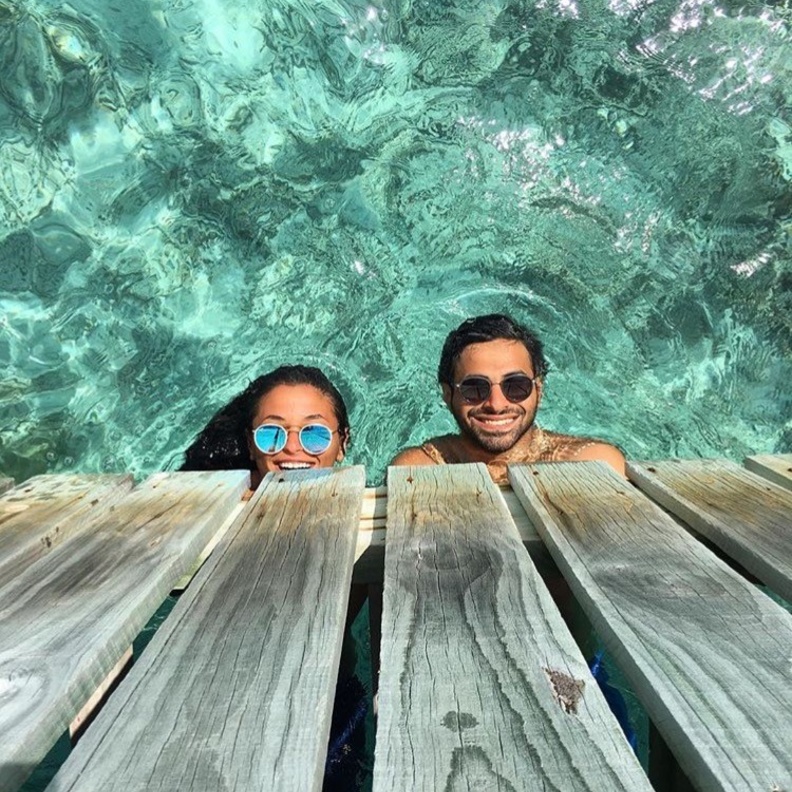 أضوى الدخيل تستمتع في المالديف