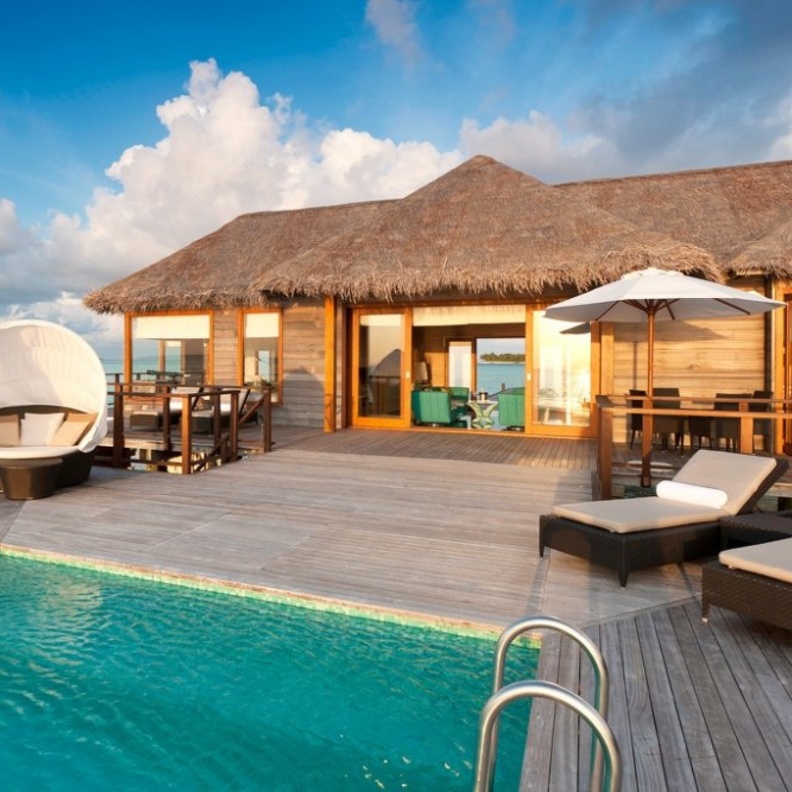 مطعم Ithaa تحت الماء في كونراد المالديف