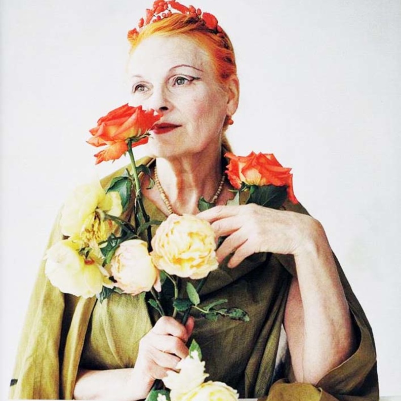 وصف جيرمي سكوت الممثلات بالحربايات وصرح أنه يفضل التعاون مع المغنيات