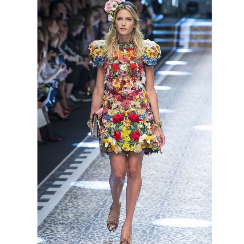 أحدث الازياء المشجرة وجلد النمر من مجموعة دولتشي اند غابانا 2017