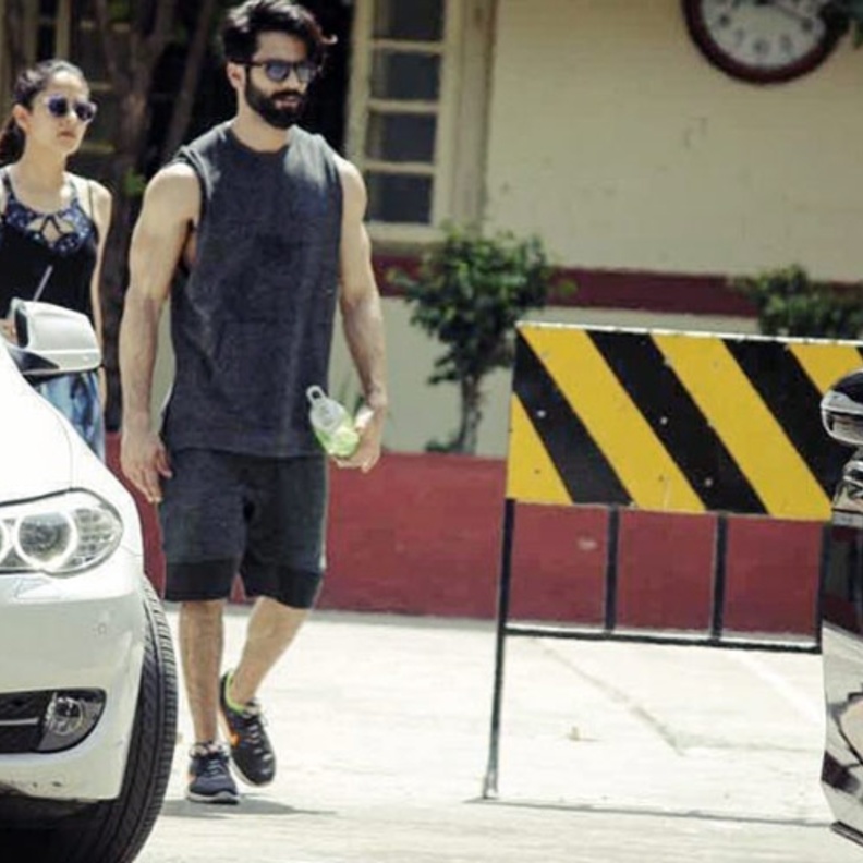 شاهيد كابور يتحول إلى مدرب من أجل زوجته ميرا راجبوت