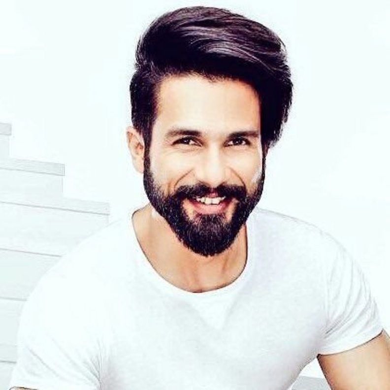 شاهيد كابور يوجه الشكر لمعجبيه في ذكرى مرور 14 على بداية عمله في بوليوود