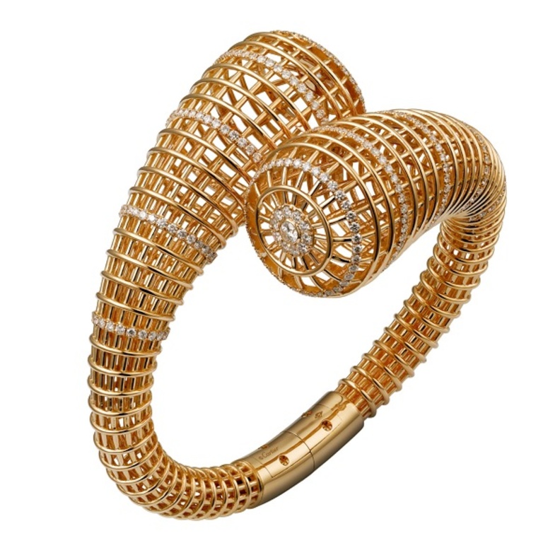 أسوارة كارتييه من الذهب الوردي والماس