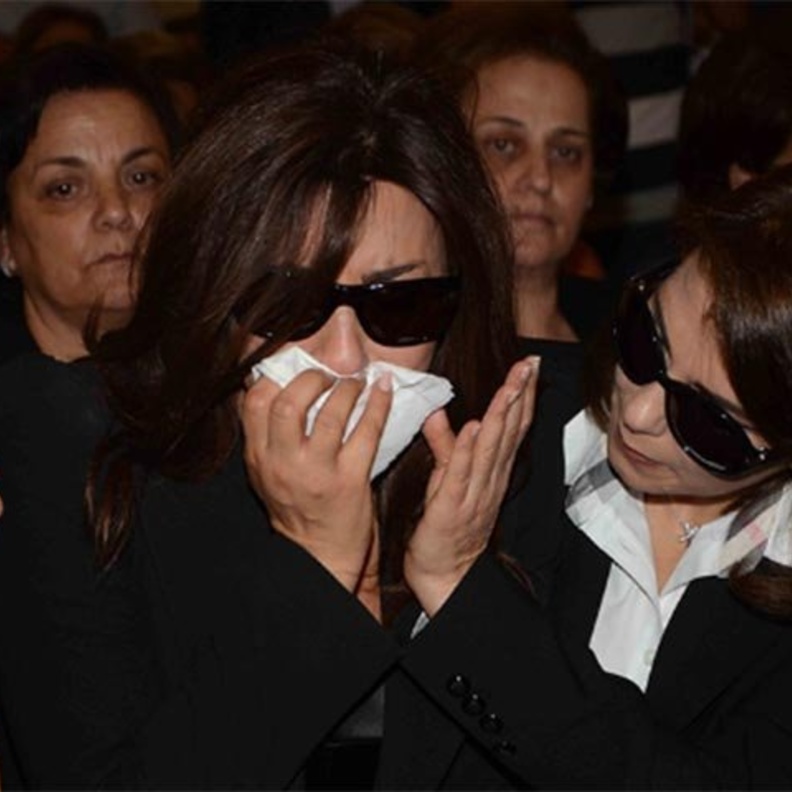 نجوى كرم حزينة