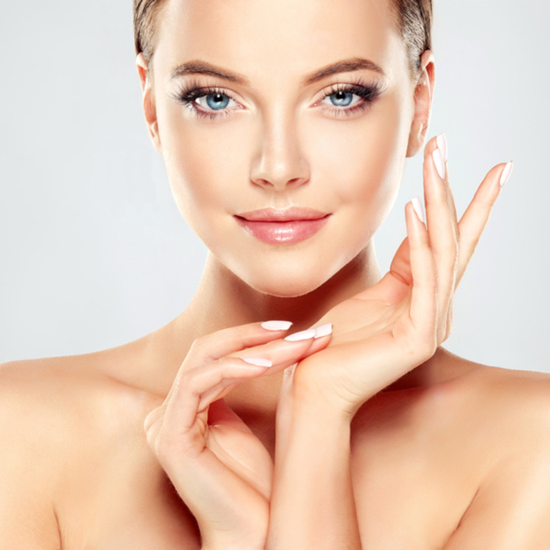 سنقدم لك عدة ماسكات لتزيدي من نضارة بشرتك.