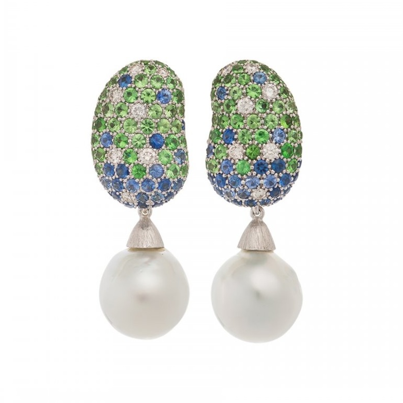 أسوارة فان كليف آند أربلز مرصعة بالماس واللؤلؤ والزمرد الأخضر