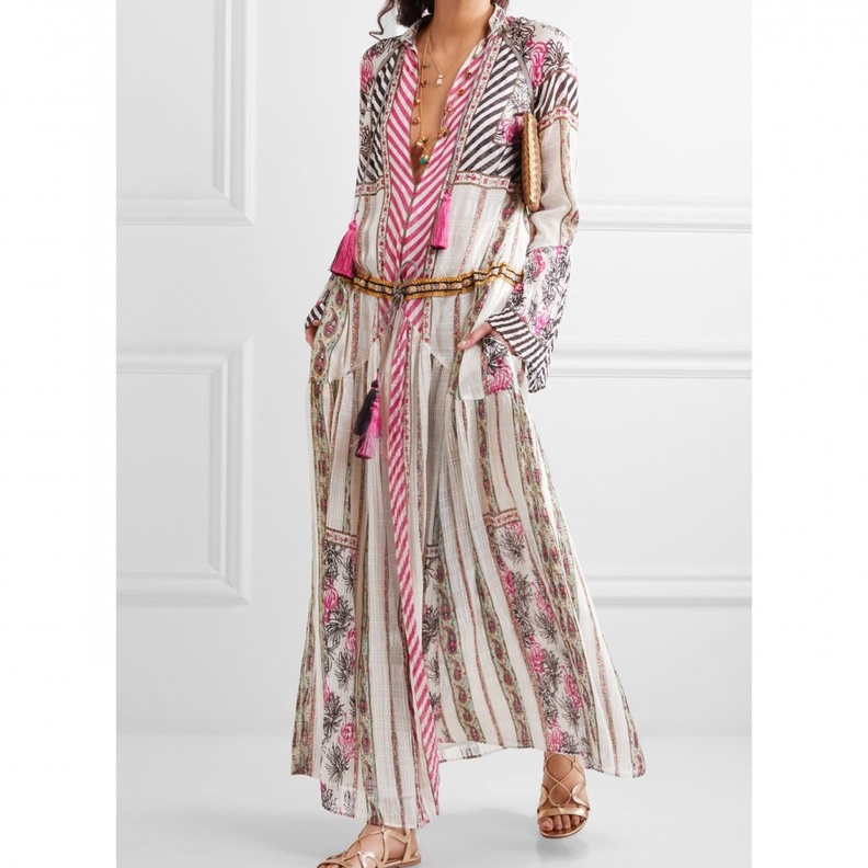 فستان ماكسي بألوان فاتحة من ايترو Etro لشهر العسل