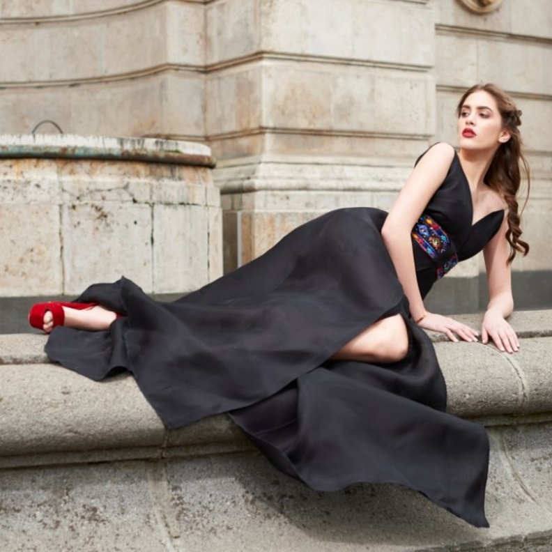 من مجموعة تصاميم المصمم السعودي يحيى البشري