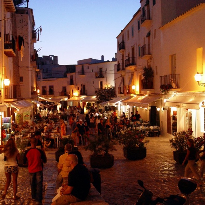 قصر اشبيلية من الداخل