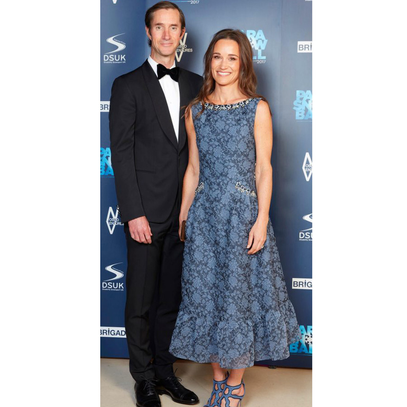 تنسيق كاجول وأنيق اعتمدته كلاً من بيبا ميدلتون وخطيبها جيمس