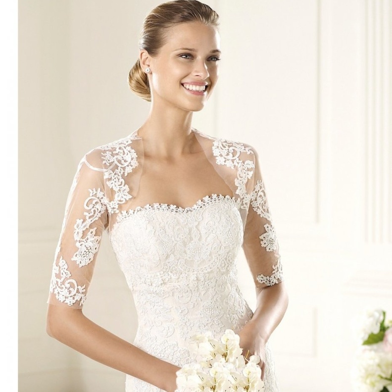 اختاري فستان يخفي البطن