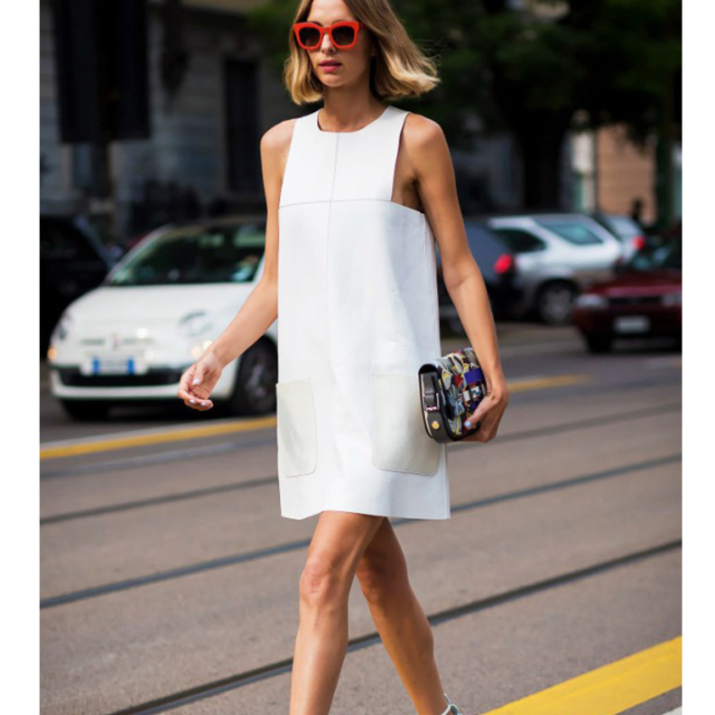 اطلالات أنيقة اعتمديها في الفساتين البيضاء المثالية لمناسبات الرسمية