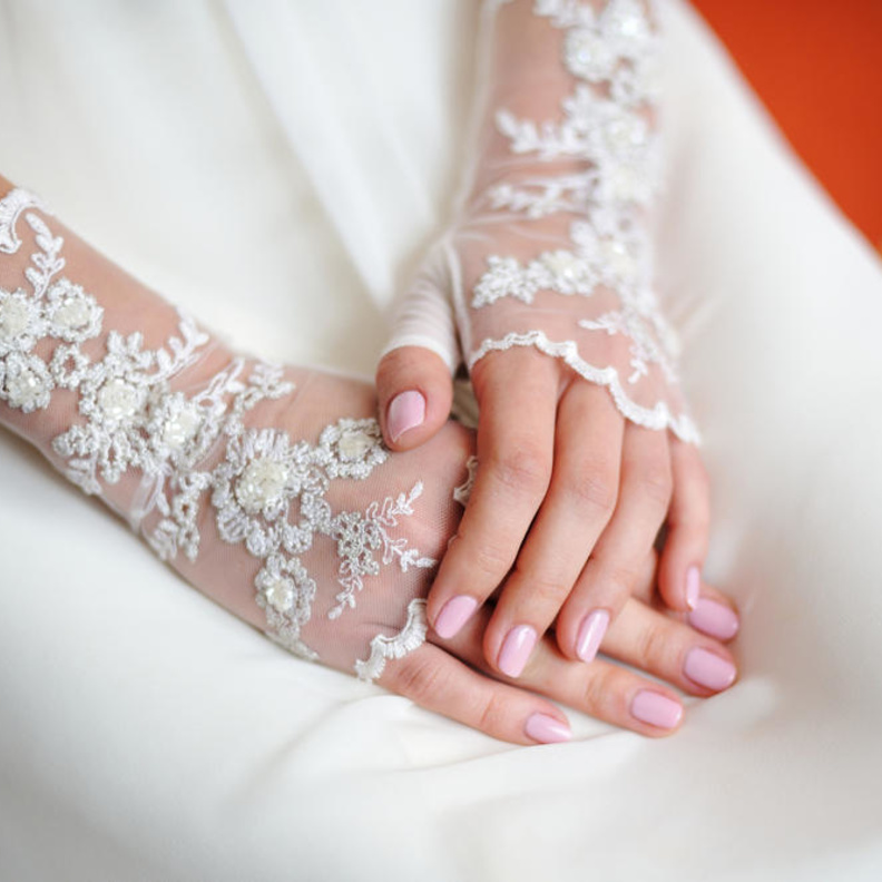 قفازات مكشوفة الاصابع