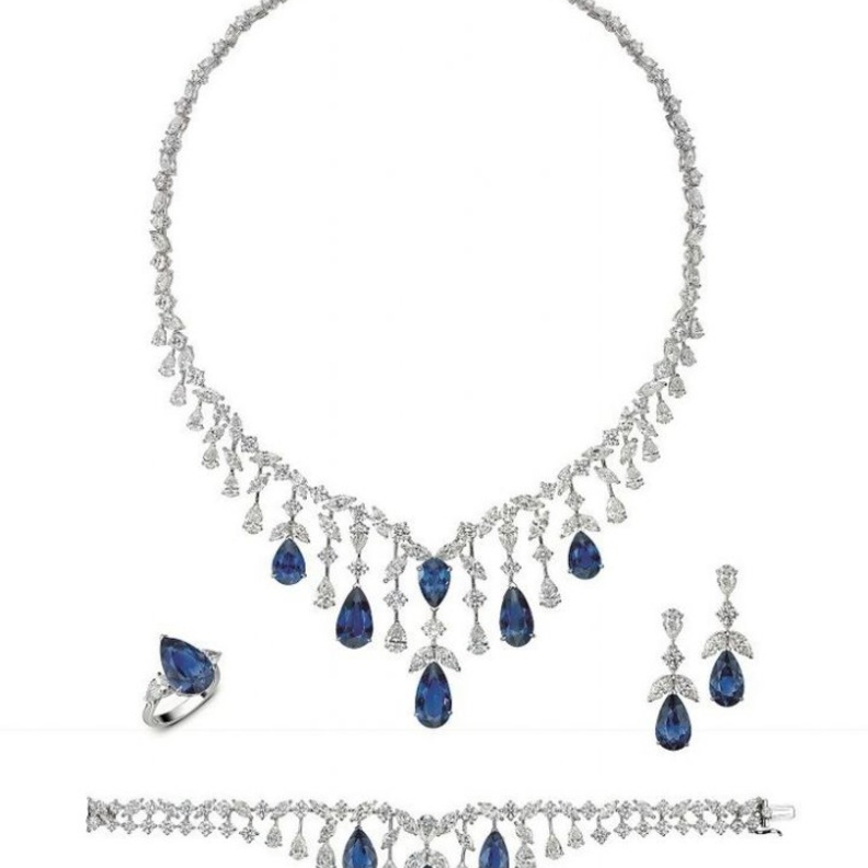 طقم مجوهرات من معوض