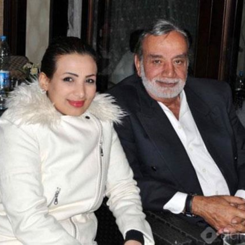 دوللى شاهين 