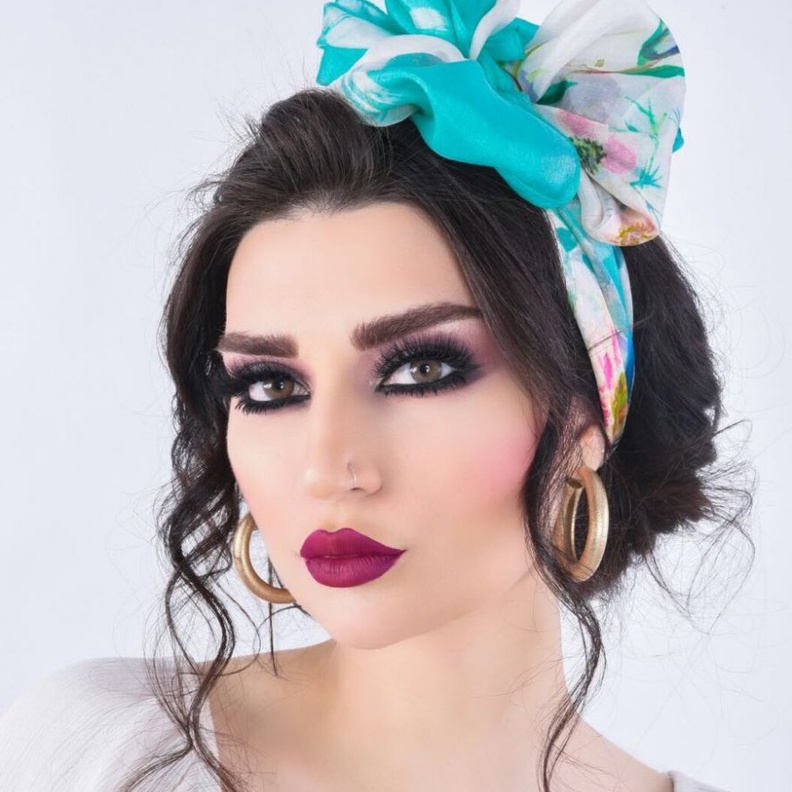 مكياج مميز من منى