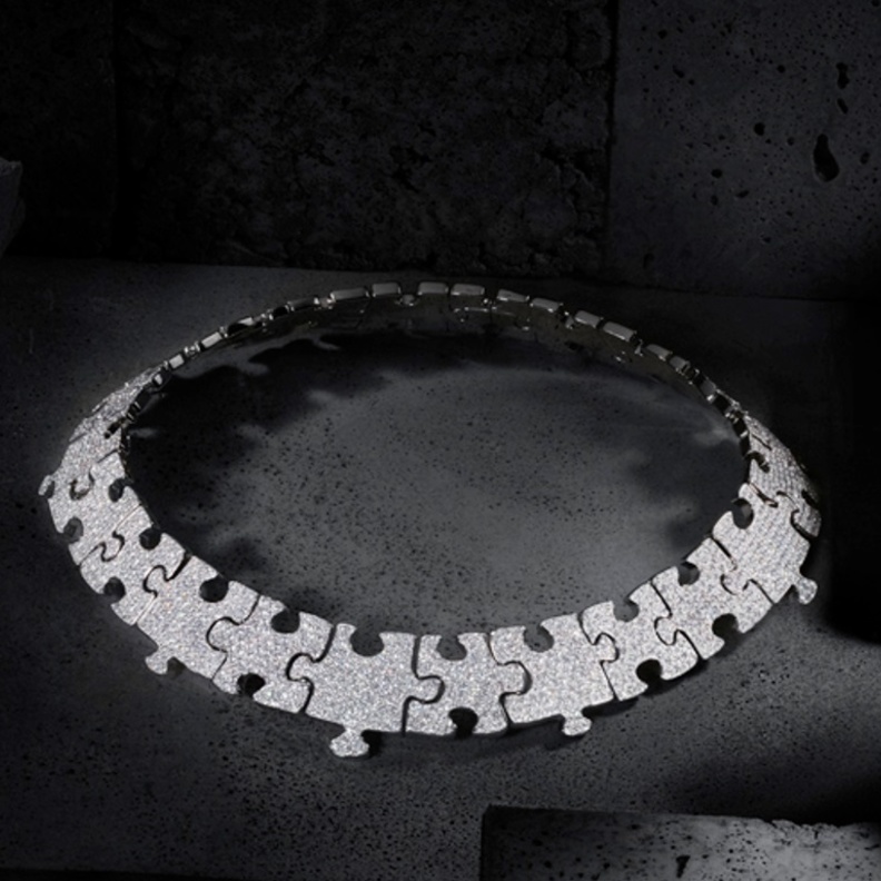 قلادات للعروس بشكل جذوع الأشجار من دار Kennet Jay Lane