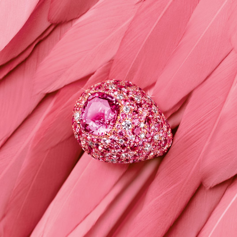 خاتم من بياجيه