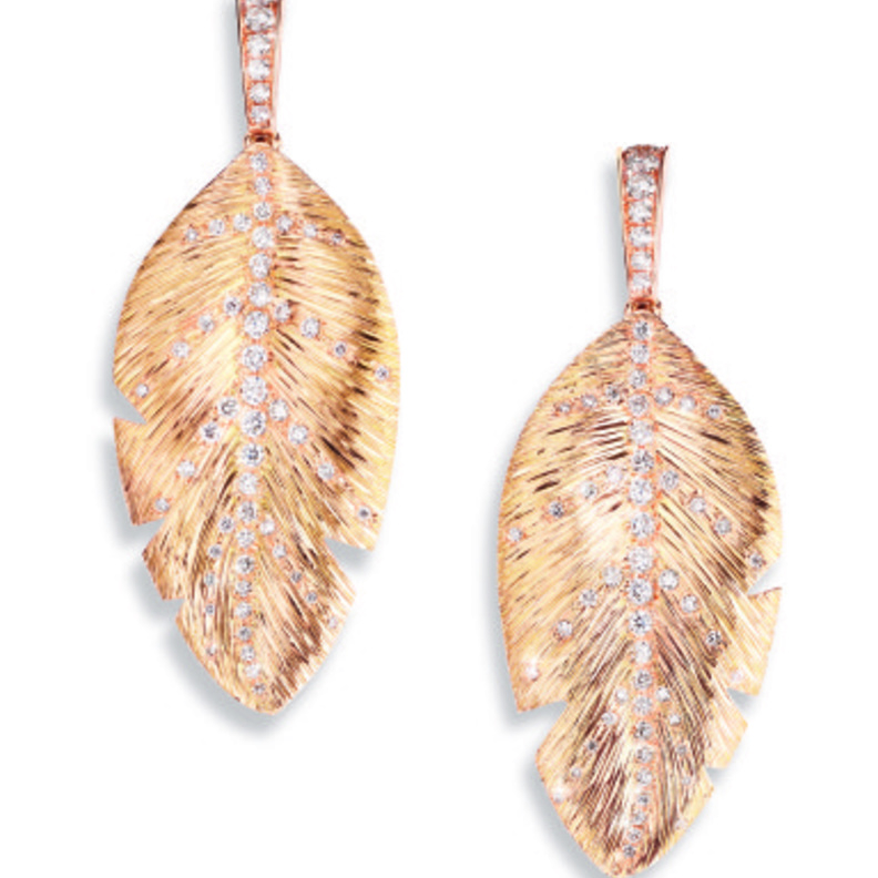 أقراط من شانيل