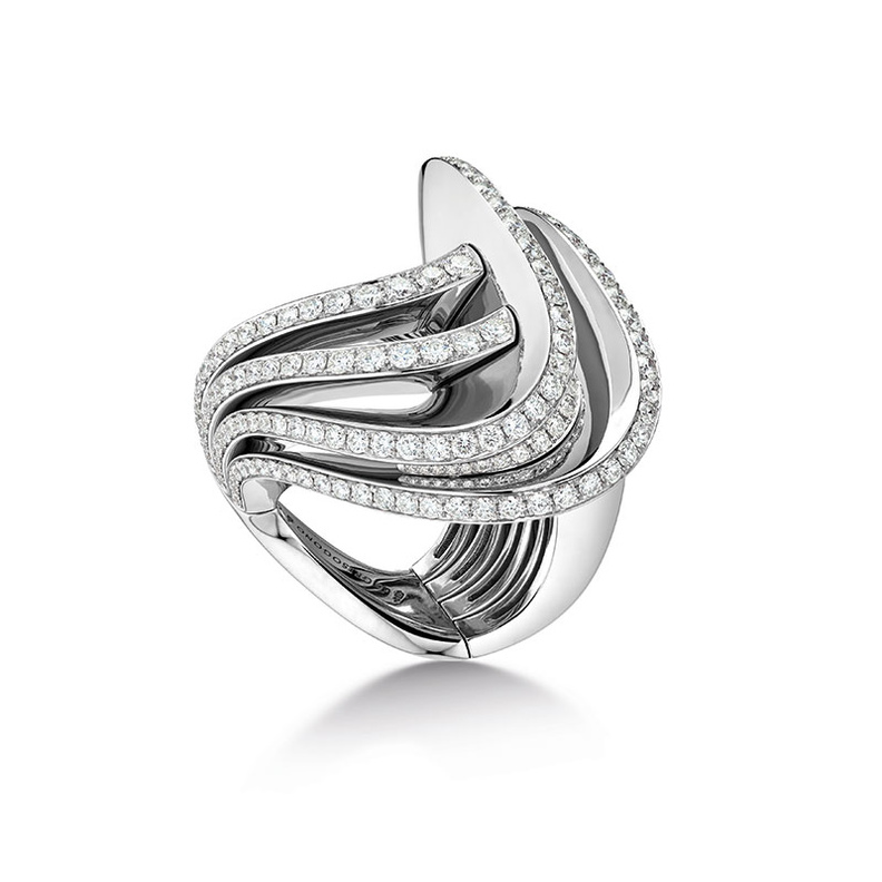 خاتم من لويس فويتون