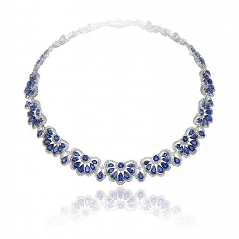 قلادة من شوبارد