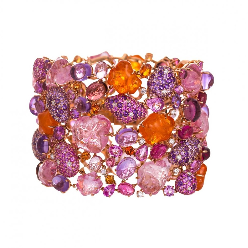 قلادة من بولغاري