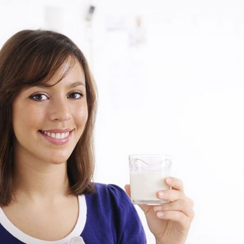 منتجات الألبان أهم غذاء صحي لمرضى هشاشة العظام