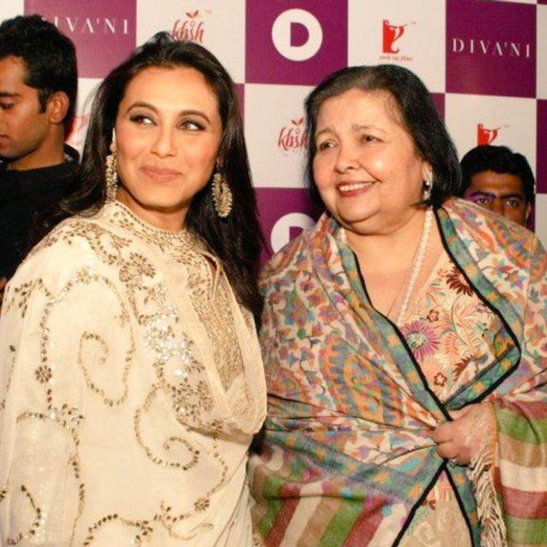 آيشواريا راي باتشان (Aishwarya Rai Bachchan) وجايا باتشان