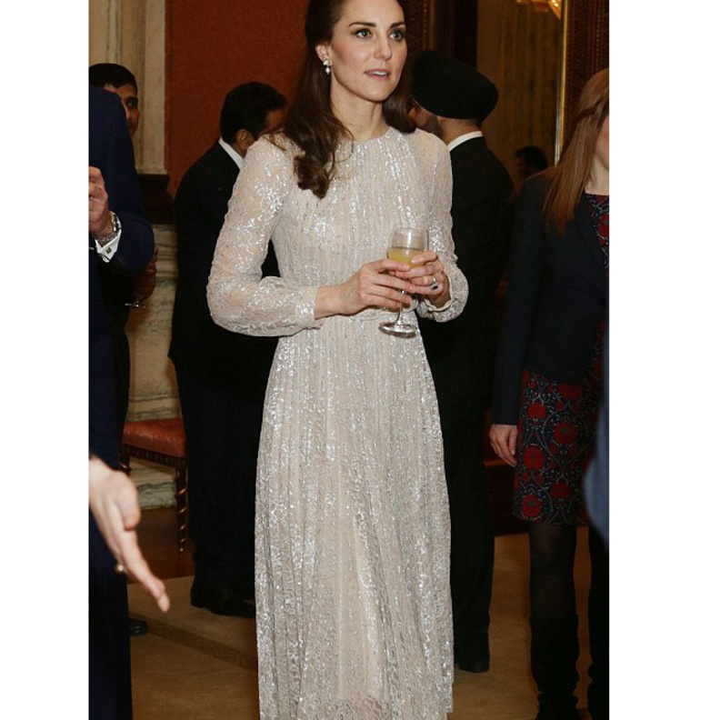 كيت ميدلتون ترتدي موضة 2017 مع الفستان البراق بتوقيع دار Erdem Rhon