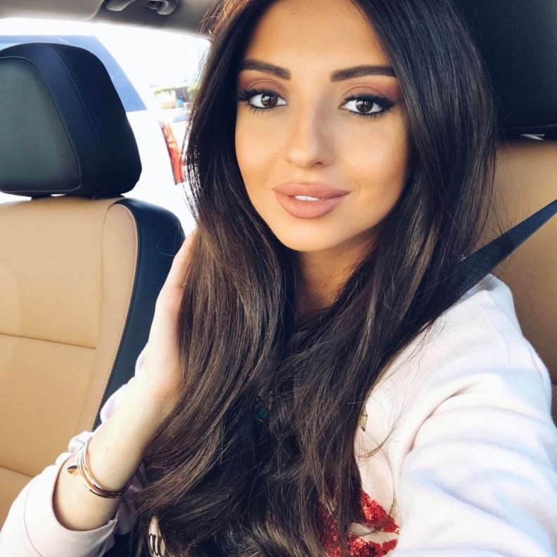 مكياج ناعم على طريقة ناتالي فنج