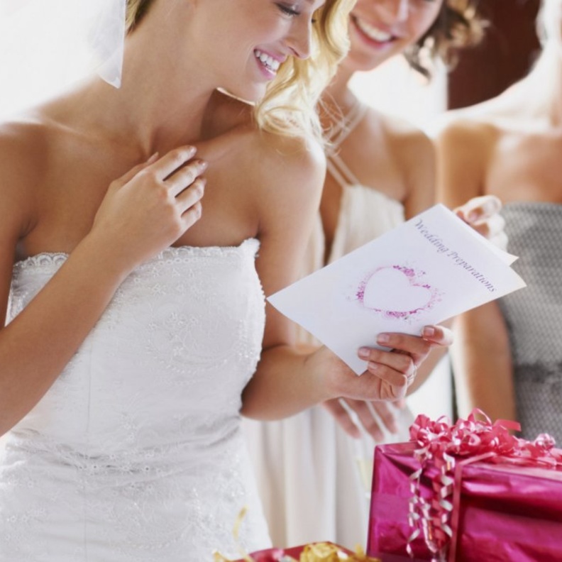 أفكار هدايا رائعة للعرائس