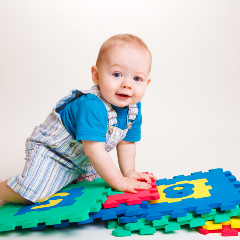 ما هو السن المناسب لتعليم الطفل الحروف و الارقام ؟