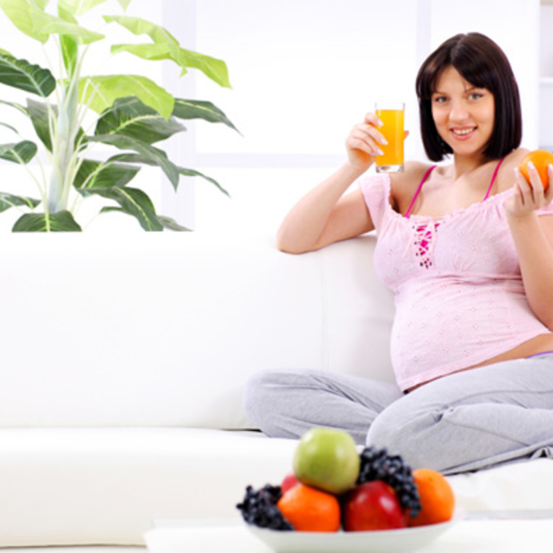 ما هى العلاقة بين التغدية السليمة للحامل والعيوب الخلقية للجنين