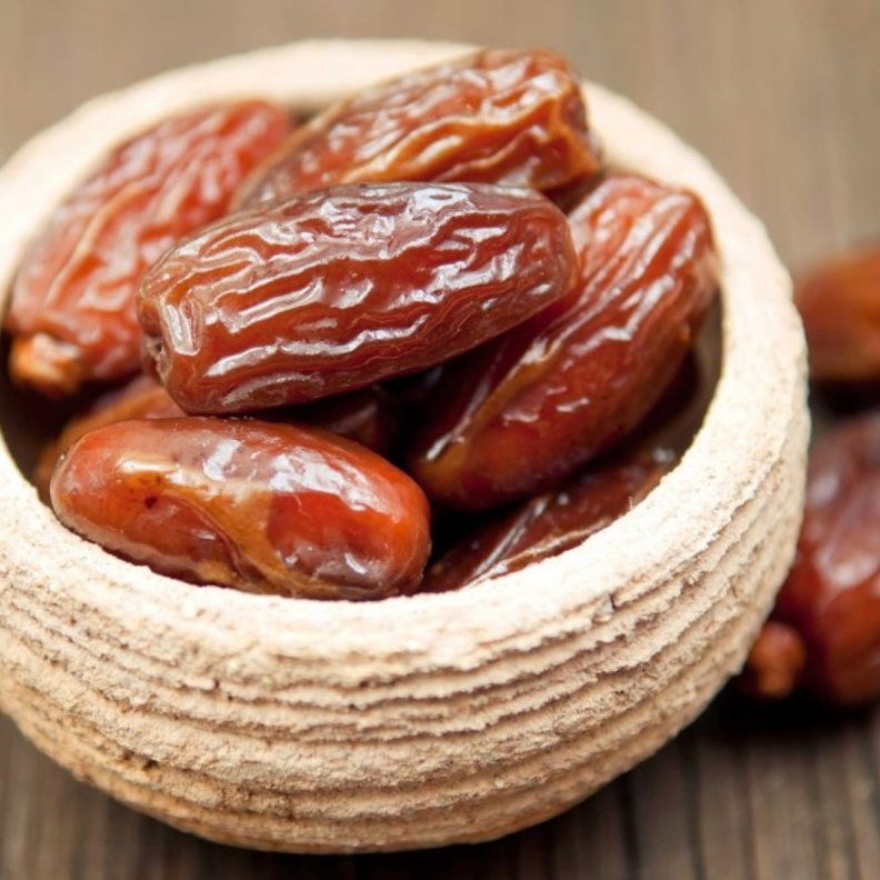 ما هي فوائد التمر الصحية في رمضان