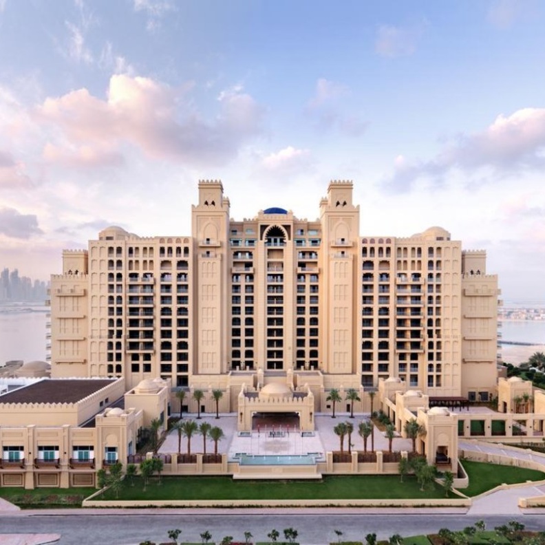 الفنادق والمنتجعات في نخلة الجميرة