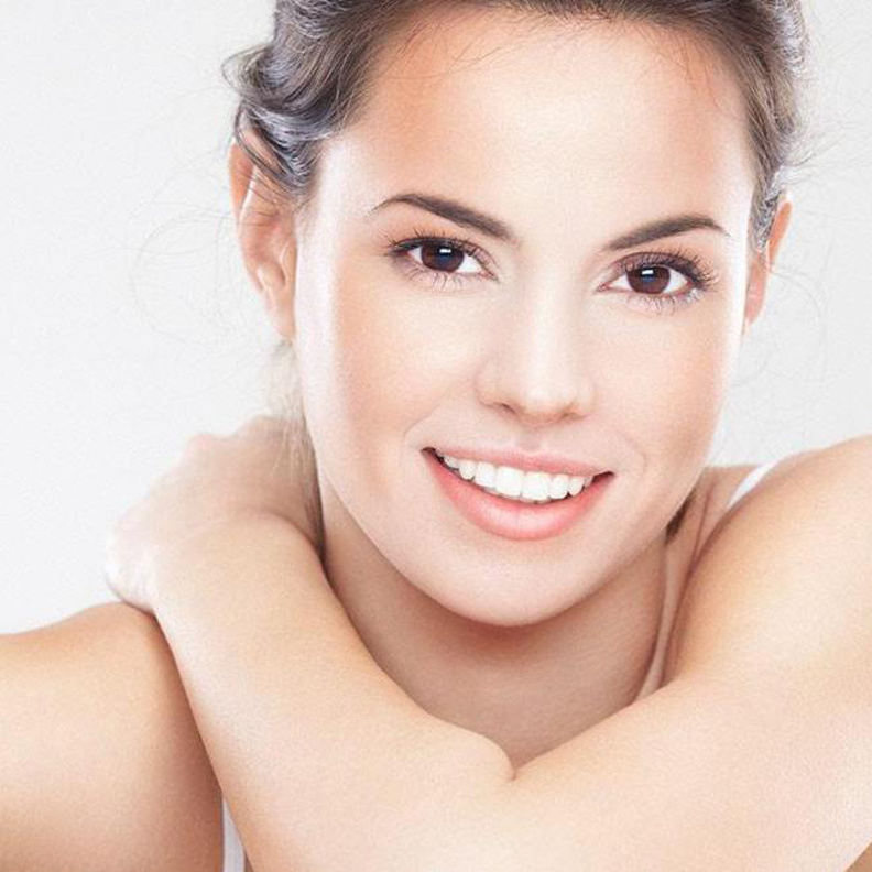 لا تهملي تقشير ظهرك أبداً