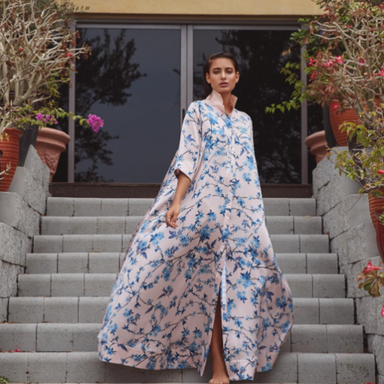 لن تجدي الرّقيّ والاناقة التي تشعّ في تصاميم نعيمة الشهيل في أي تصاميم أخرى