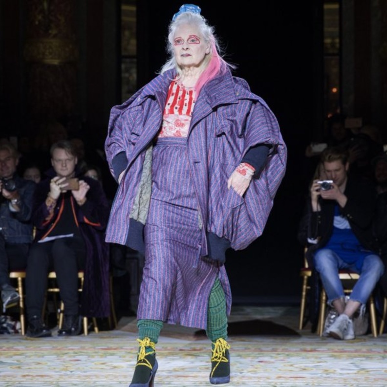 فيفيان ويستوود.. من مصممة أزياء إلى عارضة