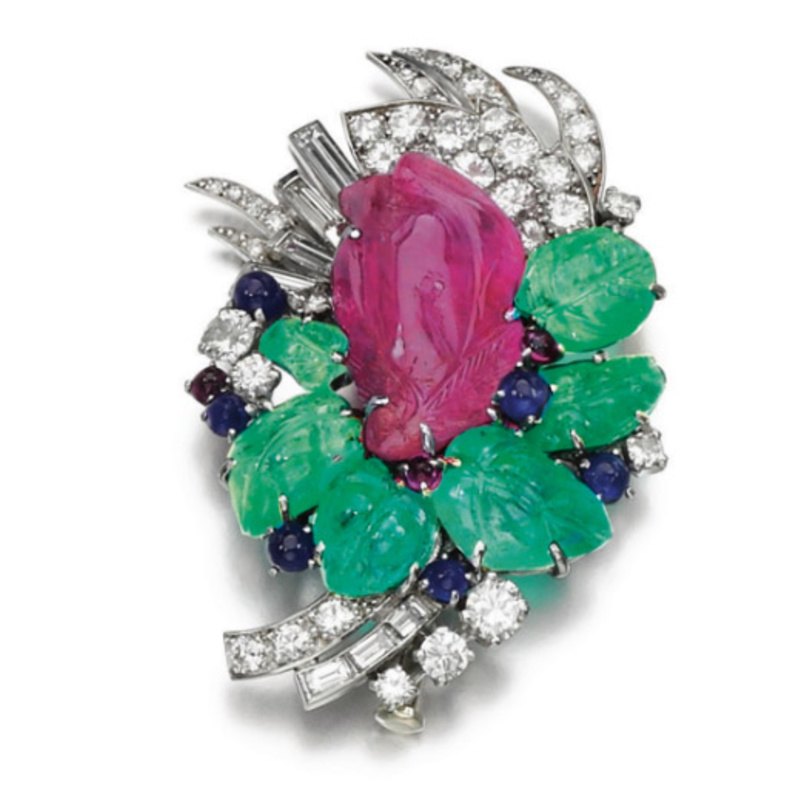 بروش ياقوت وزمرد خمسينات القرن العشرين