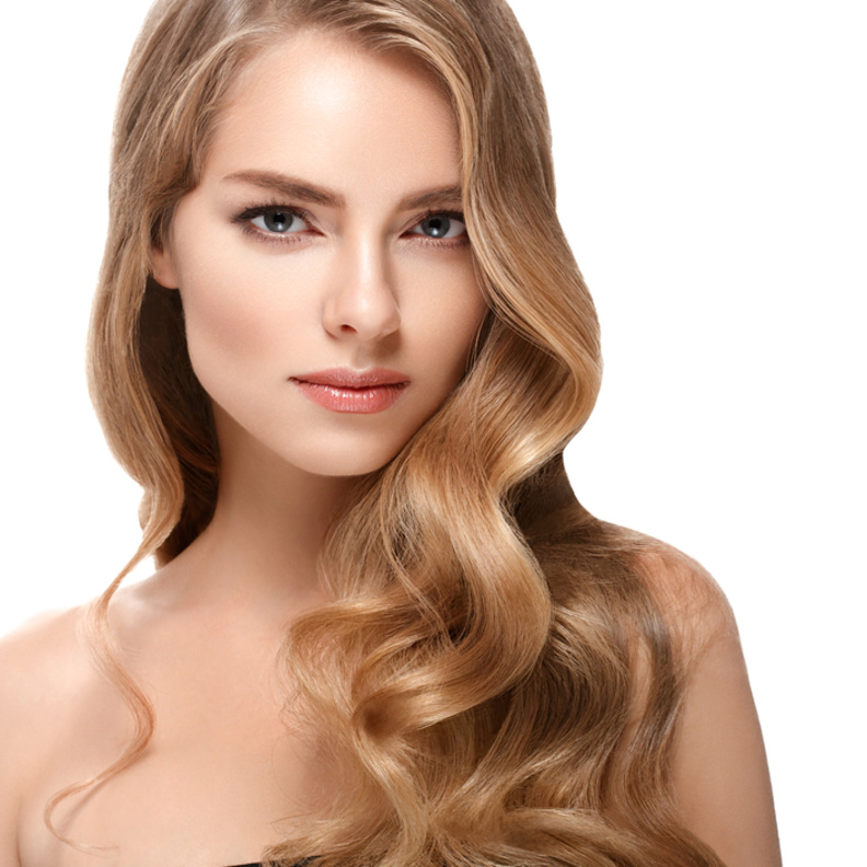 الثوم يساعد على تحسين نسيج شعرك ويقوي جذوره