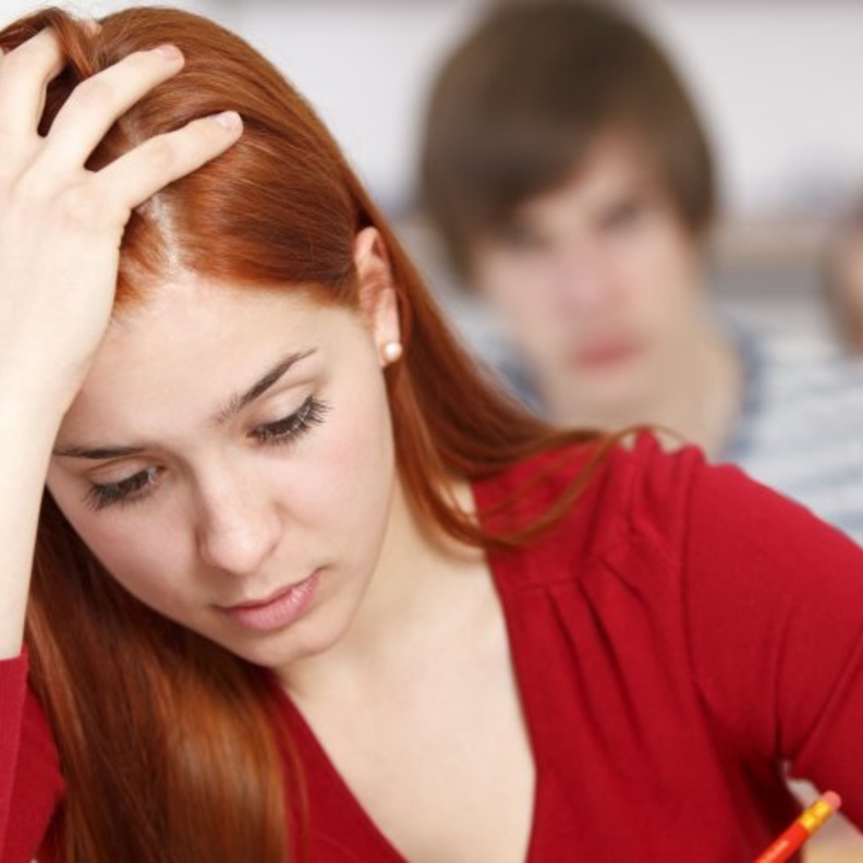 كيفية التعامل مع الفشل الدراسي عند المراهقين